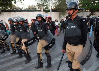 هل تظهر شرطة الأخلاق في تركيا؟