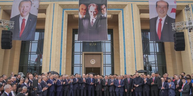 أردوغان يفتتح القصر الرئاسي الرابع خارج حدود تركيا!