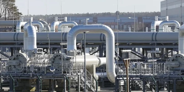 تهديد أمريكي بضريبة جمركية 500% على واردات روسية.. وتركيا تتأثر