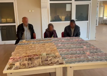 تركيا.. ثلاثة متسولين يجمعون 24 ألف ليرة في 5 ساعات