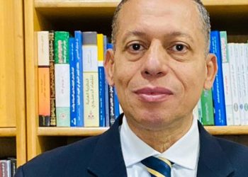 عاصفة في الخليج.. ترامب يشعل فتيل نزاع التسمية وتداعياته القانونية والسياسية!