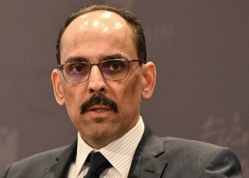 رئيس جهاز الاستخبارات التركية يجتمع بوفد من حماس