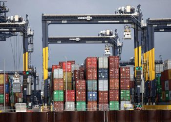 تركيا.. العجز التجاري يسجل 6.5 مليار دولار في مايو