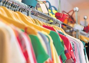 تجار الملابس في إسطنبول يتطلعون لإنهاء الحرب الأوكرانية لوقف نزيف الخسائر