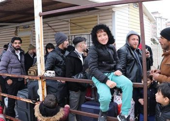 كم عدد السوريين العائدين من تركيا خلال 6 أشهر؟