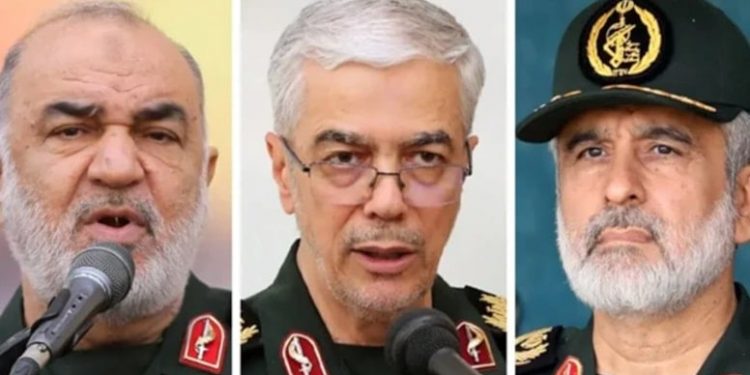 أين أخطأ القادة الإيرانيون؟ رسائل خاصة تكشف المستور