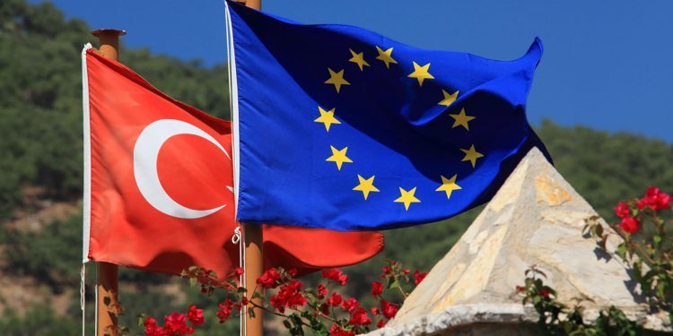 الاتحاد الأوروبي يقدم 20 مليون يورو للاجئين في تركيا