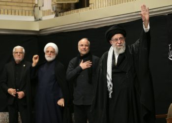 خامنئي يظهر علناً للمرة الأولى منذ الحرب مع إسرائيل