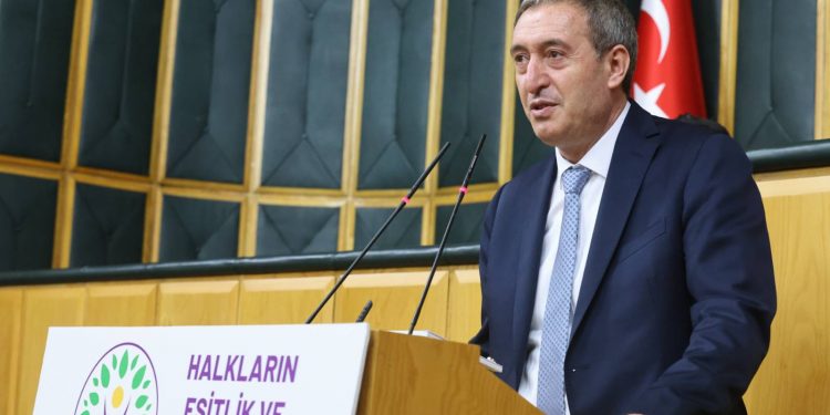 زعيم الحزب الكردي: البلديات الخاضعة للوصاية أصبحت الأكثر فسادًا