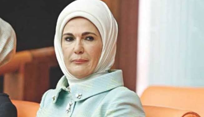 تركيا تفتح تحقيقا مع سبوتيفاي بعد الإساءة تجاه أمينة أردوغان