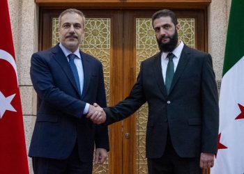 تركيا: سنتدخل لمنع إسرائيل من تقسيم سوريا