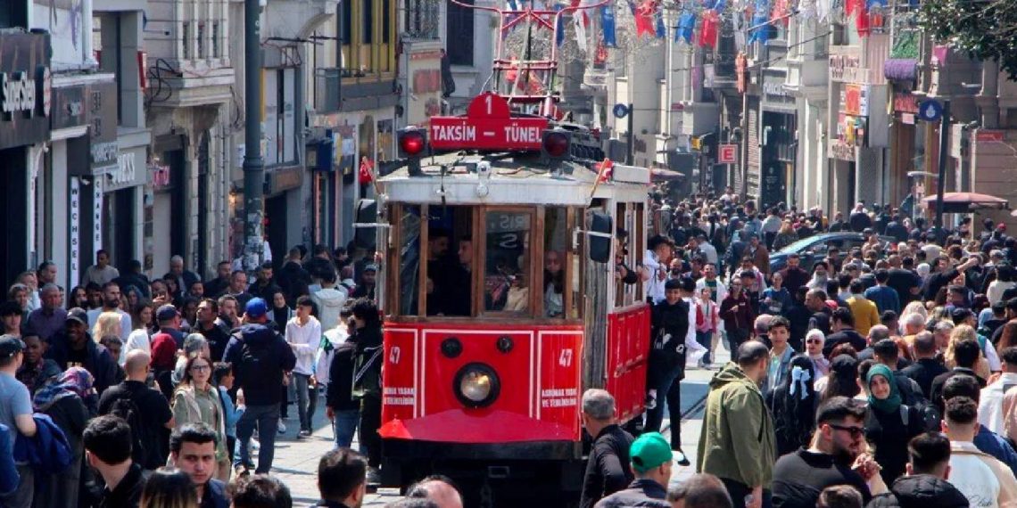 تكلفة المعيشة في إسطنبول ترتفع إلى 96,559 ليرة تركية