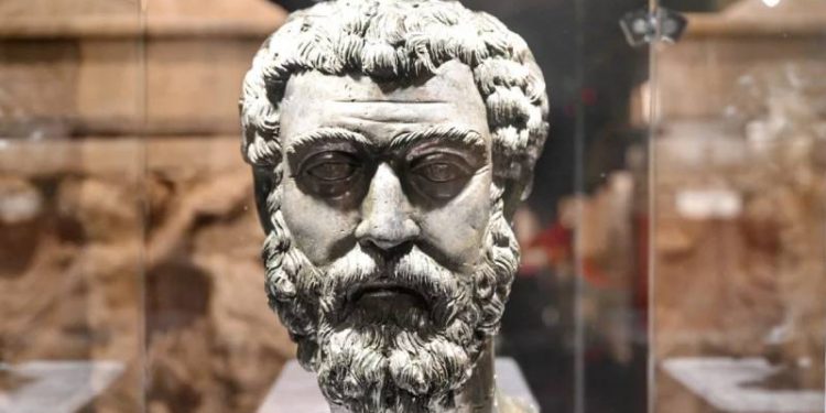 بينها رأس إمبراطور روماني.. 26 ألف قطعة أثرية مسروقة تعود إلى تركيا