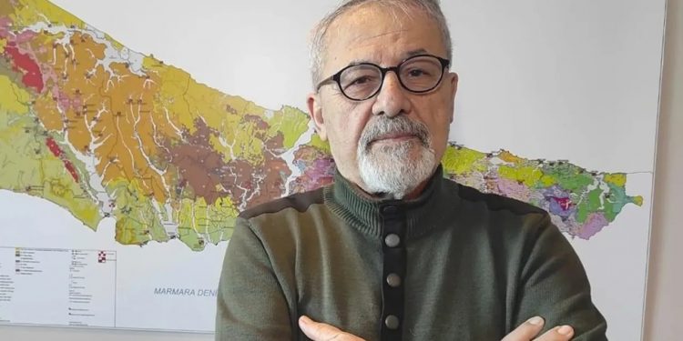 خبير زلازل: تركيا تحتاج إلى مدن مقاومة للزلازل