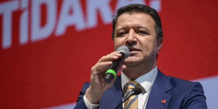 حزب تركي يجهز سفن مساعدات لإطلاقها نحو غزة