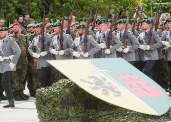 هل ترسل ألمانيا قوات حفظ سلام إلى أوكرانيا؟