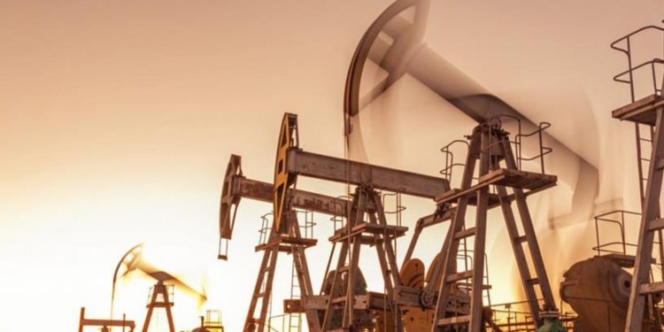 برلماني: تركيا مطالبة بسداد غرامة باهظة بسبب تجارة النفط غير القانونية