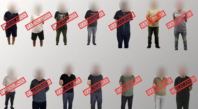 ترحييل 12 مطلوبًا من الإنتربول إلى تركيا