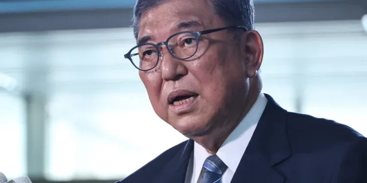 رئيس الوزراء الياباني يقرر التنحي عن منصبه