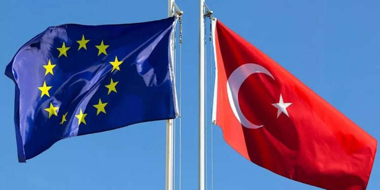 تركيا تقدم طلباً رسمياً للانضمام لبرنامج الأسلحة الأوروبي