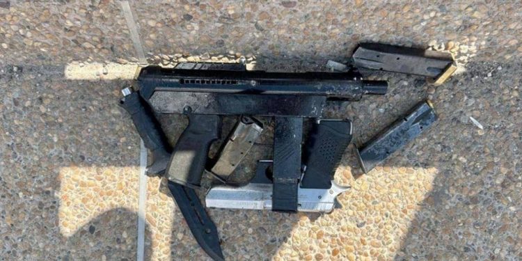 ماذا نعرف عن سلاح “كارلو” المستخدم في هجوم القدس؟