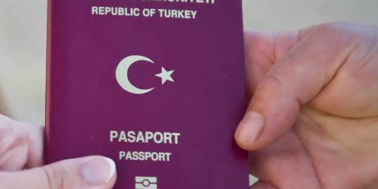 قمة ميرتس-أردوغان.. ملف ترحيل الأتراك على الطاولة