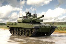 الجيش التركي يستقبل الدبابة ألتاي في احتفال رسمي