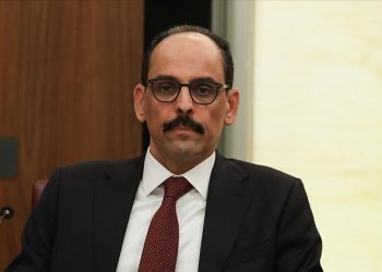 رئيس المخابرات التركية يلتقي وفد حماس في إسطنبول