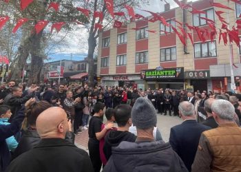 حزب سياسي يحتجّ على زيارة البابا ليون إلى تركيا