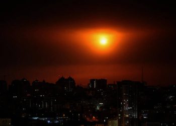 أوكرانيا وروسيا تتبادلان الضربات القاتلة بينما يصر المفاوضون على التوصل لاتفاق