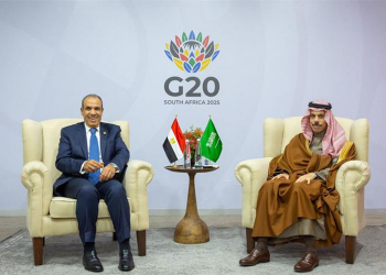 مصر والسعودية تحثان على التنفيذ السريع لقرار مجلس الأمن بشأن غزة