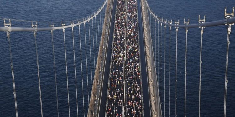 41 ألف متسابق يشاركون في مارثون إسطنبول 47