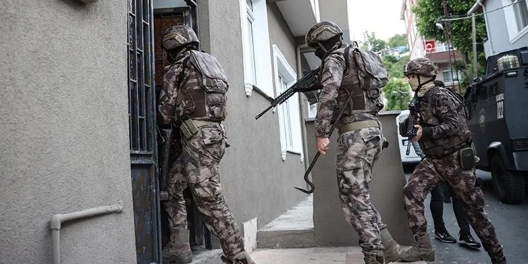 تركيا تعلن ضبط شبكة تجسس إماراتية!