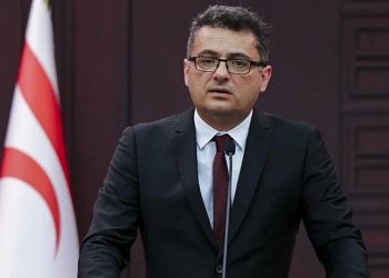 رئيس شمال قبرص يزور تركيا