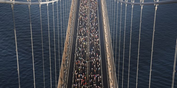 انطلاق فعاليات ماراثون إسطنبول السابع والأربعون