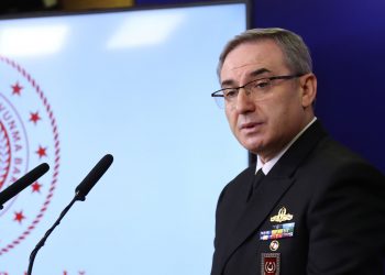 تركيا تعلن اتخاذ “احتياطات” بعد هجمات البحر الأسود