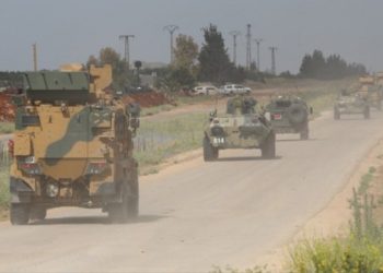 مدرعات تركية تنتشر على خطوط التماس مع “قسد”