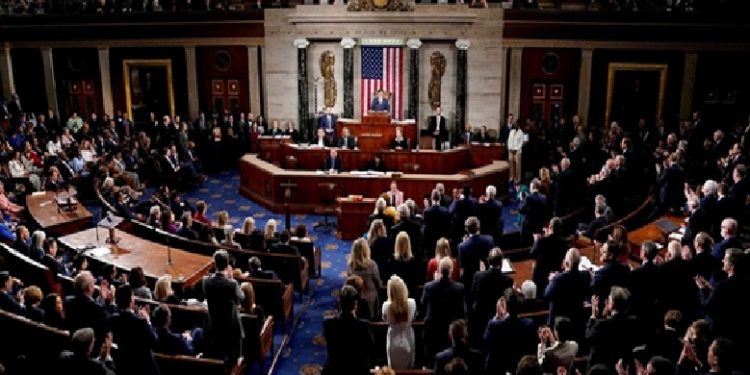 النواب الأمريكي يصدق مبدئيا على إلغاء “قانون قيصر”