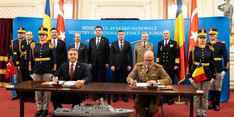 تركيا تبيع أول فرقيطة حربية لدولة عضو بحلف الناتو