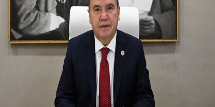 نقل عمدة أنطاليا الموقوف للمستشفى بعد تدهور وضعه الصحي