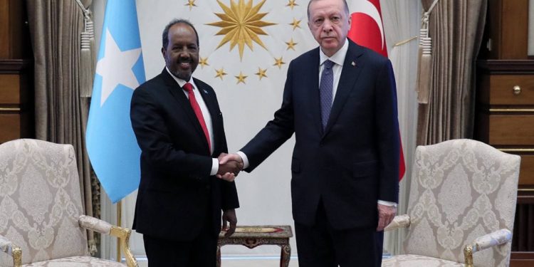 تركيا تنقب عن الطاقة في سواحل الصومال