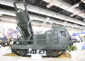 مصر تكشف عن معدات عسكرية مصنعة محلياً في معرض إيديكس 2025