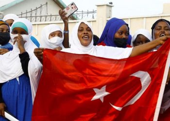 من مورد أسلحة إلى فاعل أمني: دور تركيا المتنامي في الساحل الأفريقي