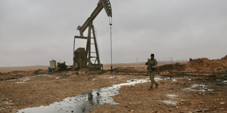 الجيش السوري يسيطر على كبرى حقول النفط شمال وشرق البلاد