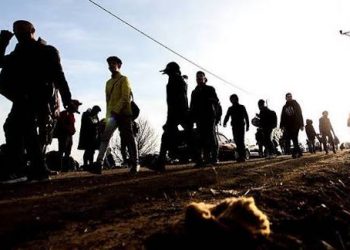 تحذيرات من موجة نزوح إيرانية إلى تركيا 