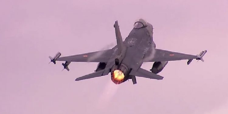 بريطانيا وفرنسا تقصفان مواقع داعش في سوريا