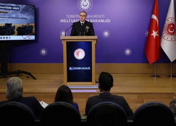 تركيا تعزز إجراءاتها الحدودية لمواجهة أي موجة هجرة من إيران