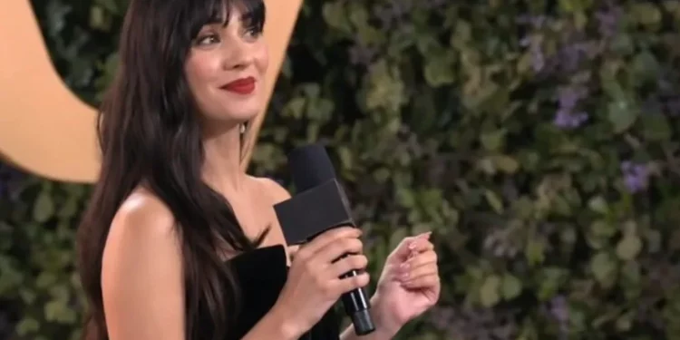 توبا بويوكستون ترفض تعلم العربية