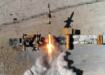 هجمات باليستية إيرانية تطال القواعد الأمريكية في 3 دول خليجية