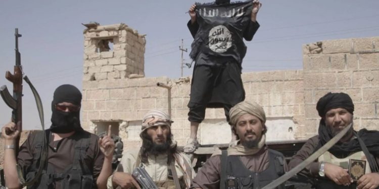 داعش يهدد الشرع بسبب علاقته مع تركيا ويتوعده بمصير الأسد!